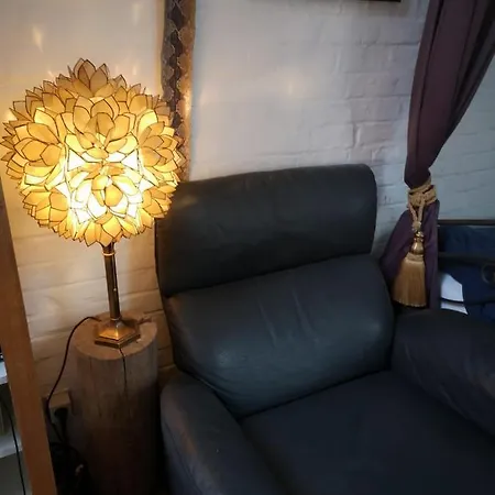 アパート Artistic Loft With Big Sun Terrace