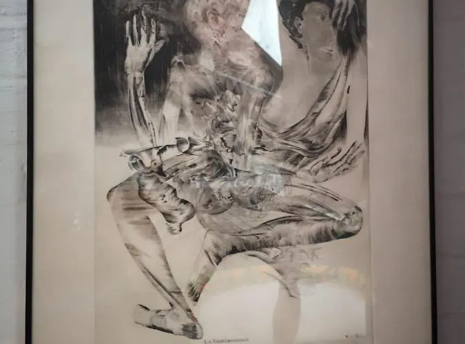 Artistic Loft With Big Sun Terrace Апартаменты